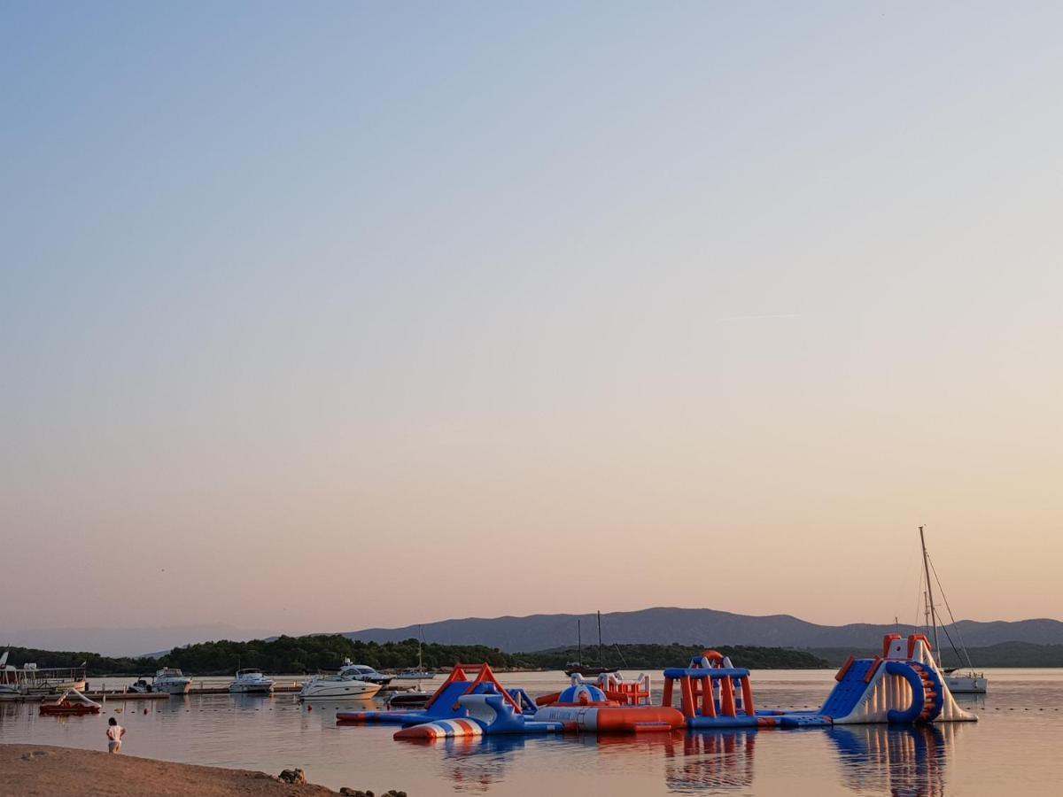 Luxury Apartments Skalinada Near Beaches, Tisno - Dalmatia Екстер'єр фото